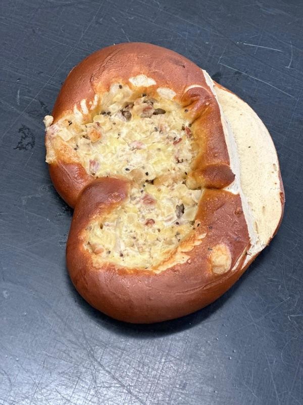 Produktfoto zu Laugenbrezel gefüllt